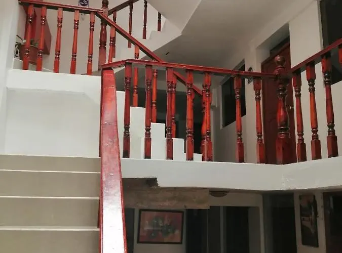 Nustas Hotel